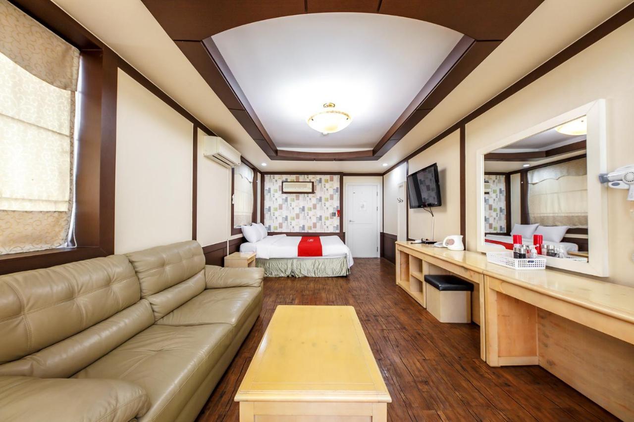 Drama Motel โพเรียง ภายนอก รูปภาพ
