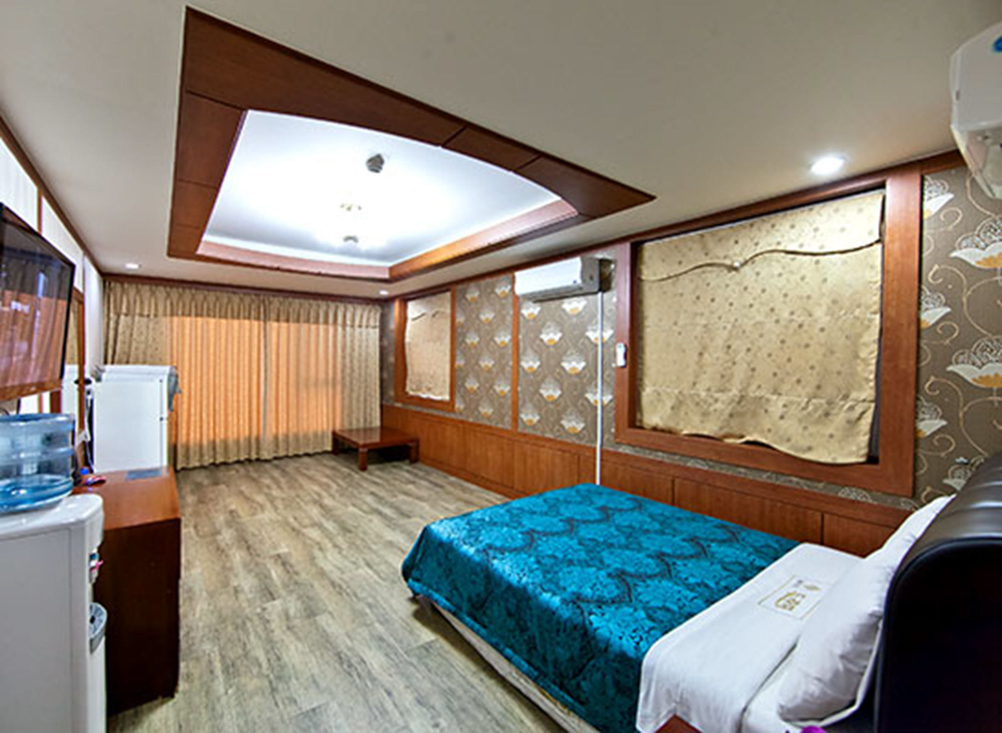 Drama Motel โพเรียง ภายนอก รูปภาพ