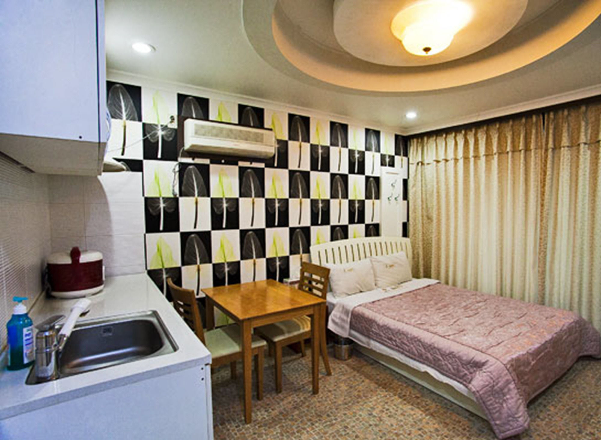 Drama Motel โพเรียง ภายนอก รูปภาพ