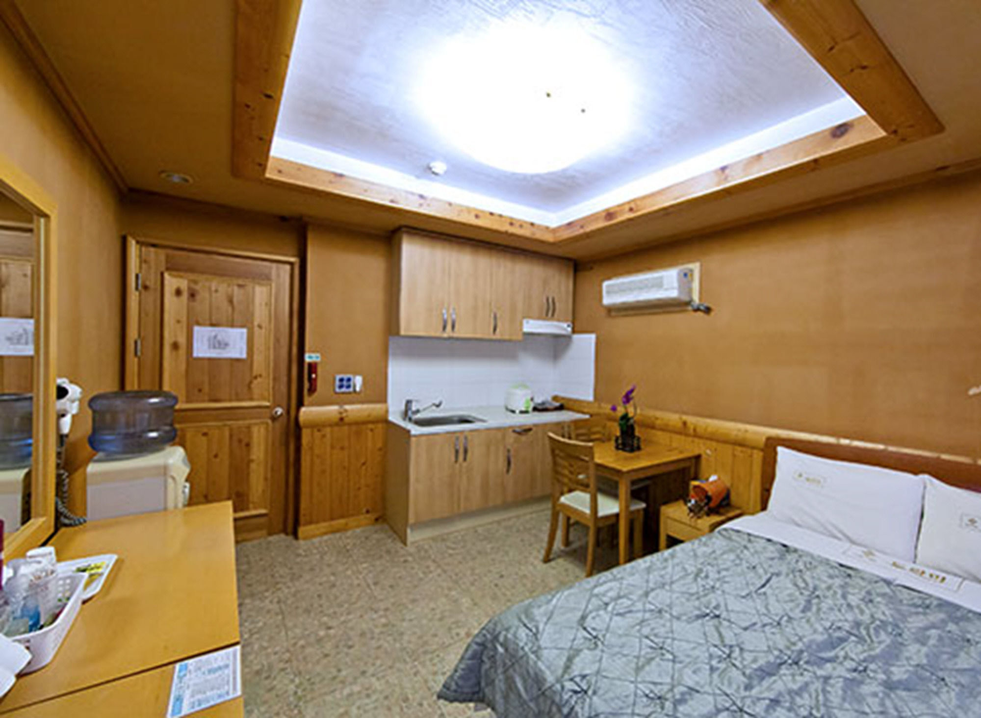 Drama Motel โพเรียง ภายนอก รูปภาพ