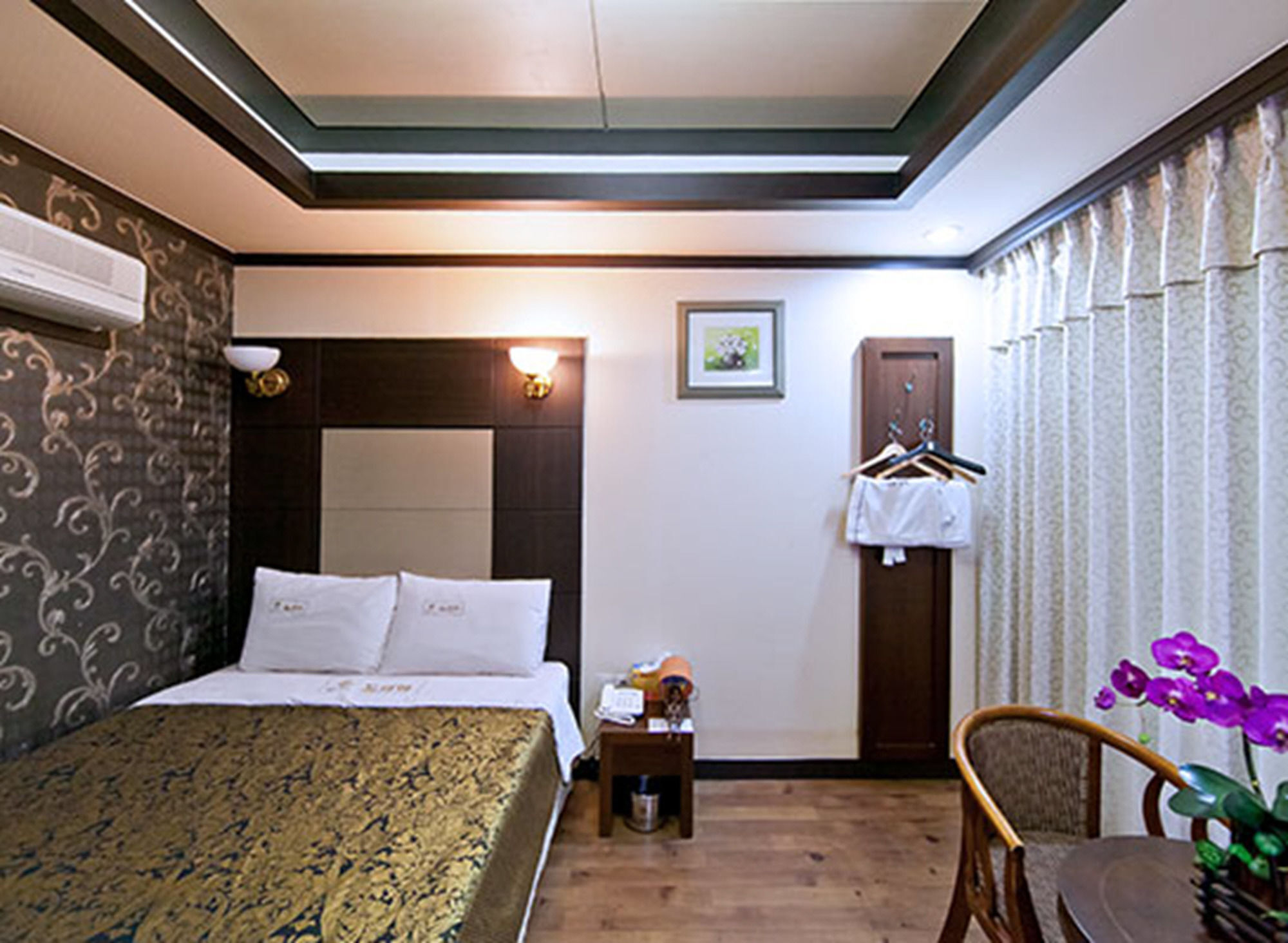 Drama Motel โพเรียง ภายนอก รูปภาพ