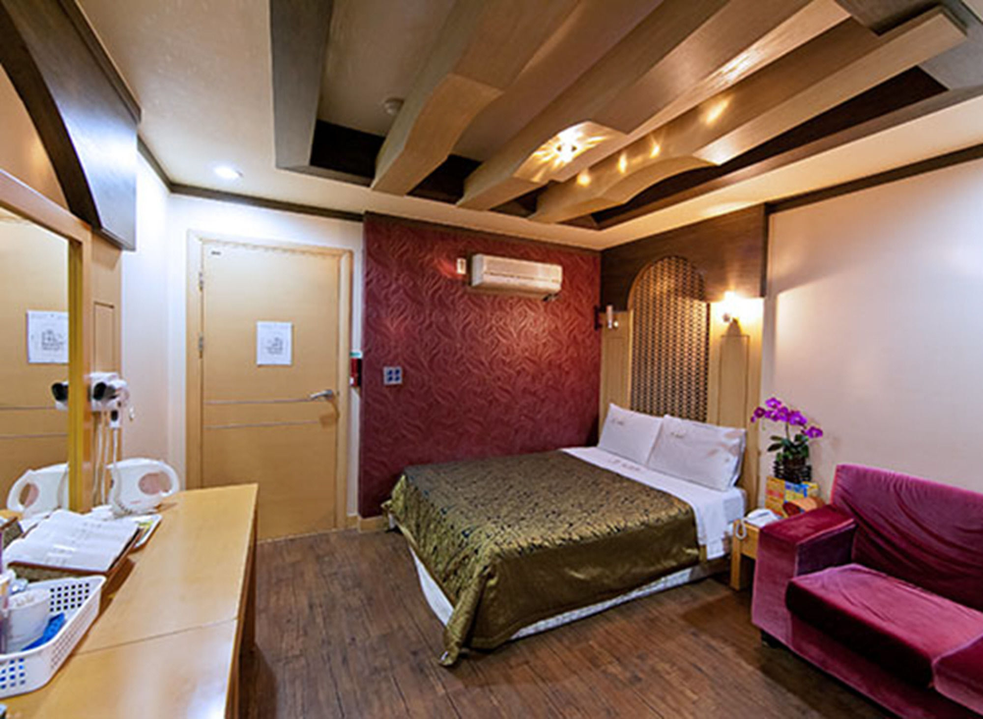 Drama Motel โพเรียง ภายนอก รูปภาพ