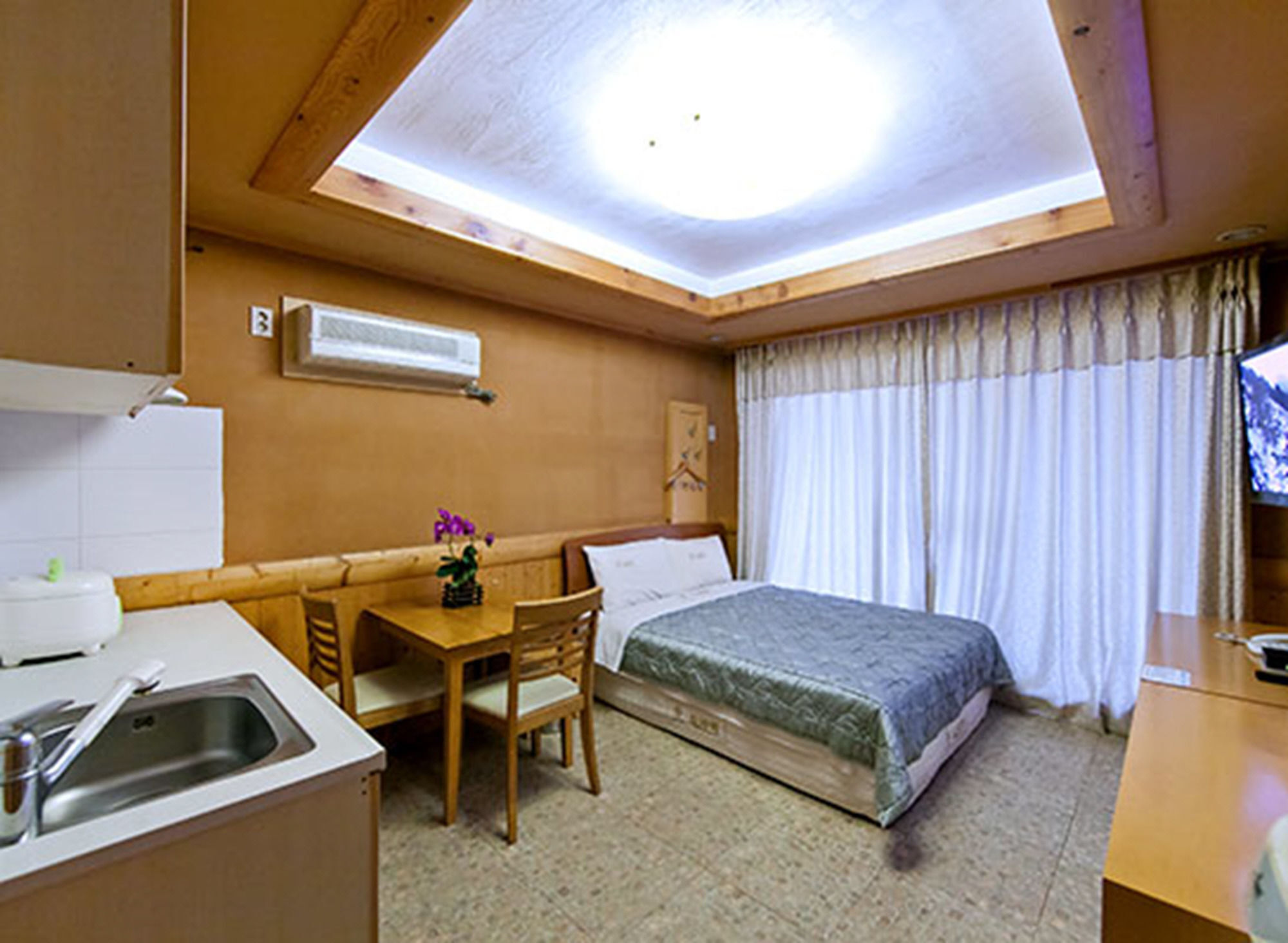 Drama Motel โพเรียง ภายนอก รูปภาพ