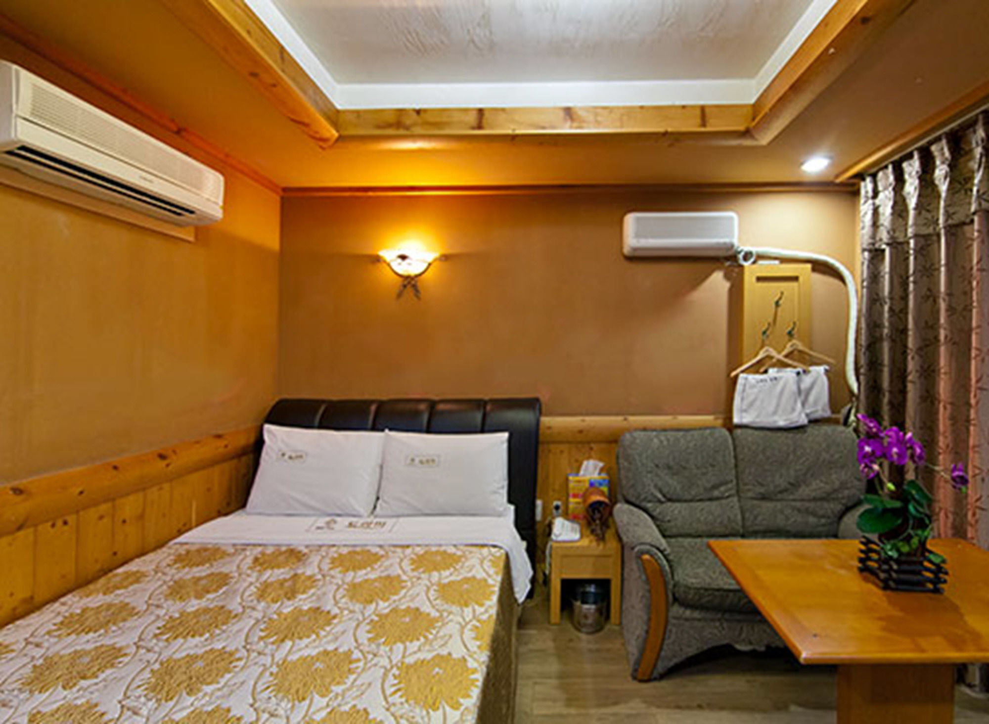 Drama Motel โพเรียง ภายนอก รูปภาพ