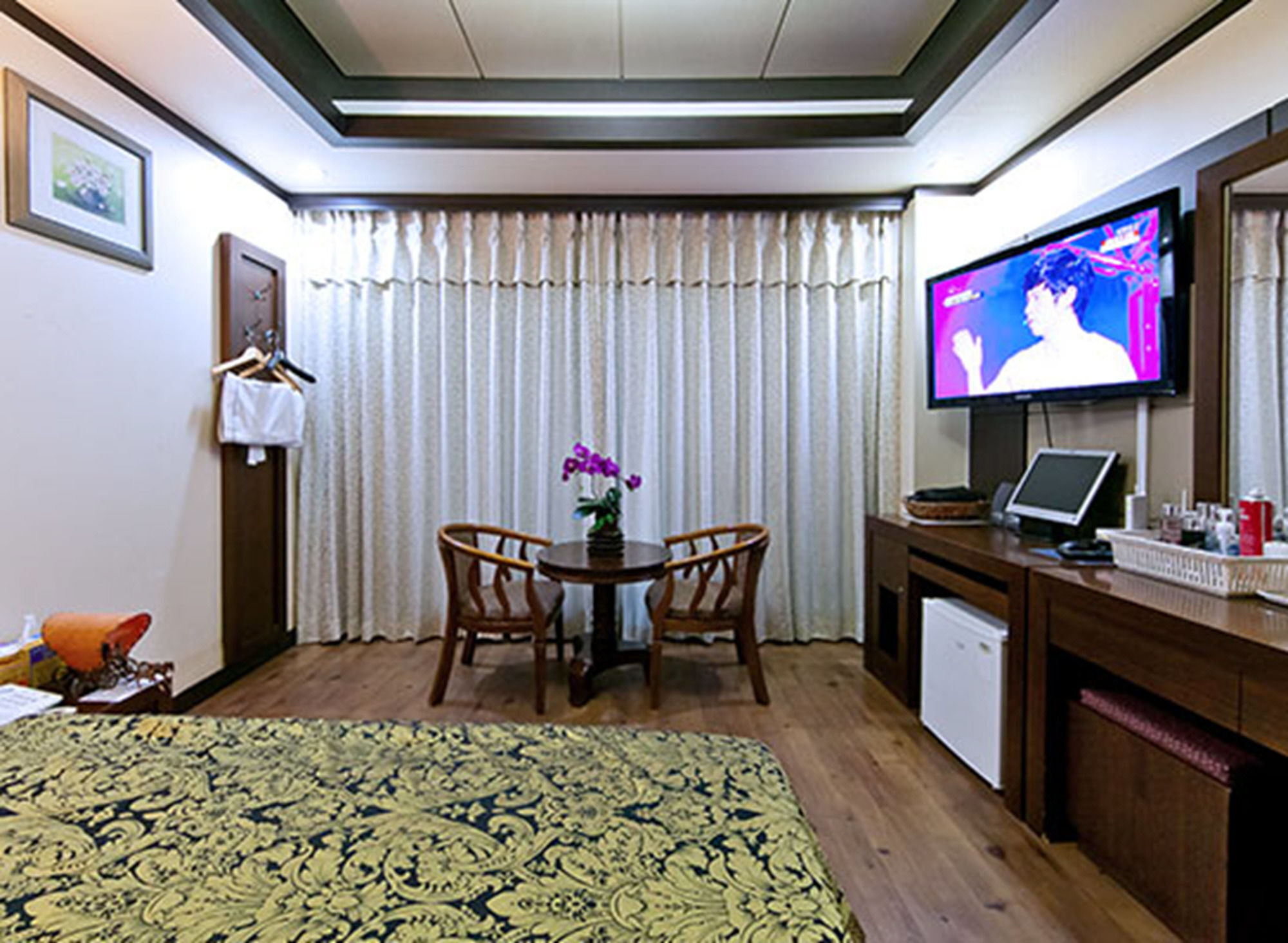 Drama Motel โพเรียง ภายนอก รูปภาพ