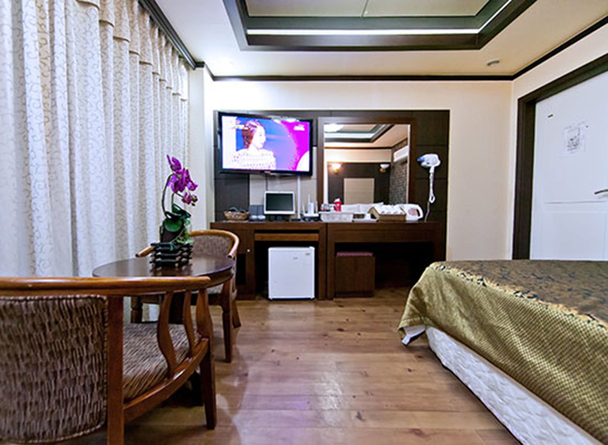 Drama Motel โพเรียง ภายนอก รูปภาพ